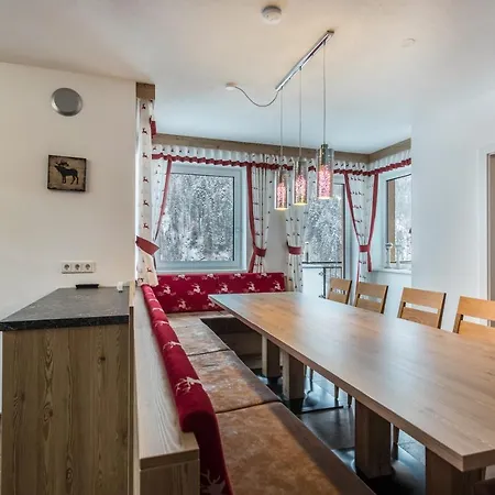 Berger Apartment *